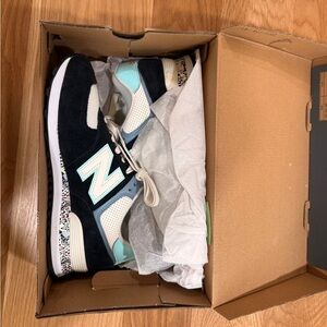 New Balance 574 black white mint, women’s size 11.5
